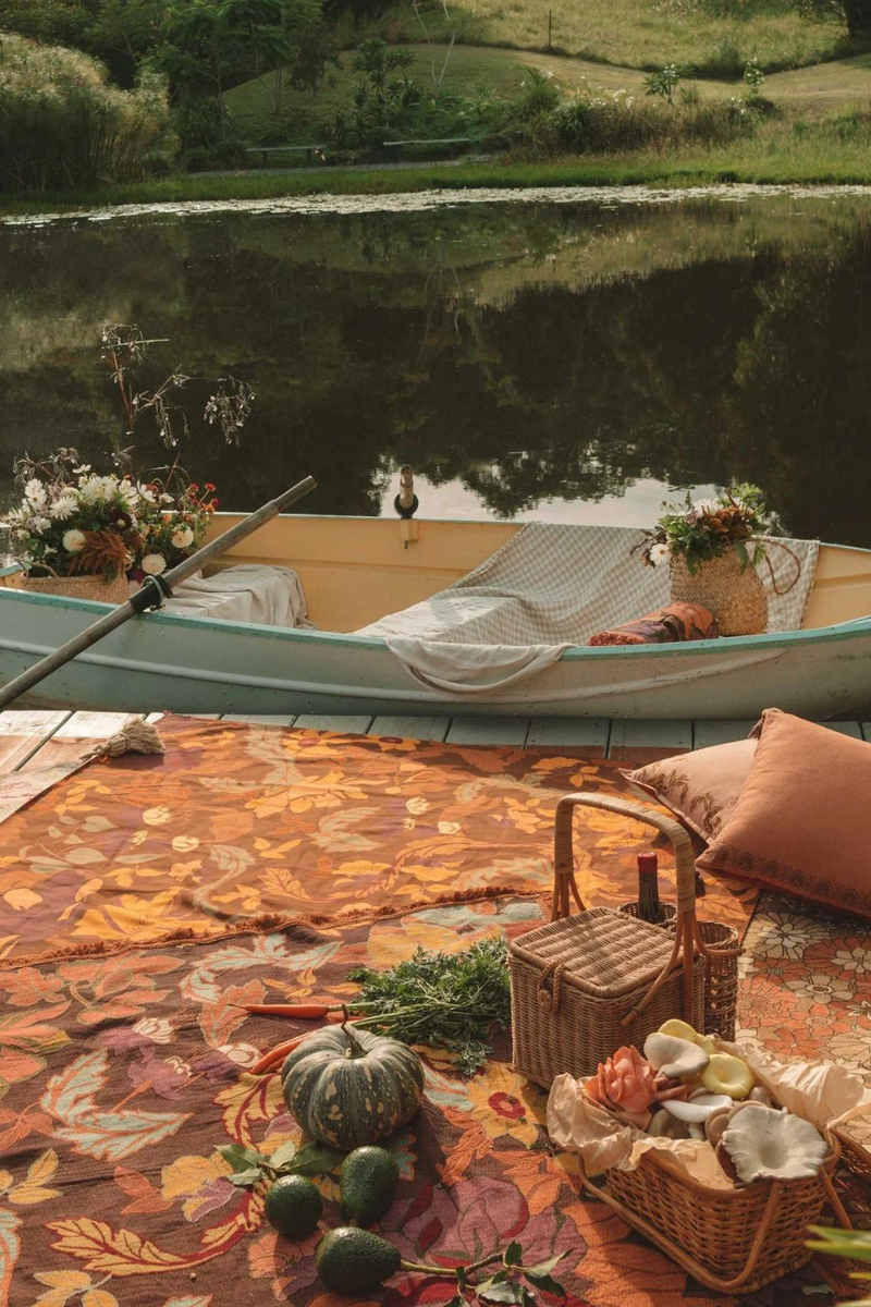 Flora Plum Picnic Rug