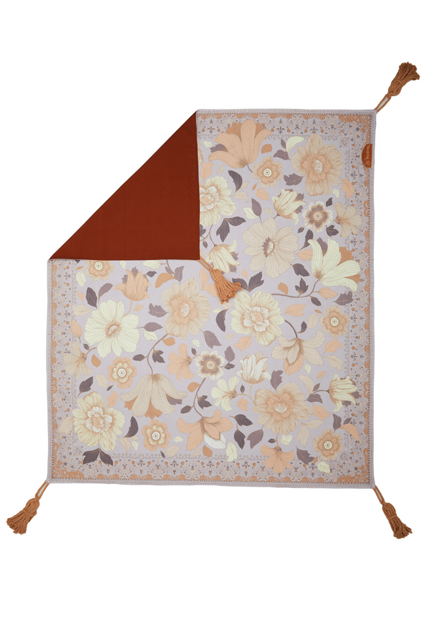 Grande Fleur Picnic Rug - Lilac