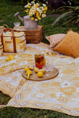 Lola Picnic Rug - Honey