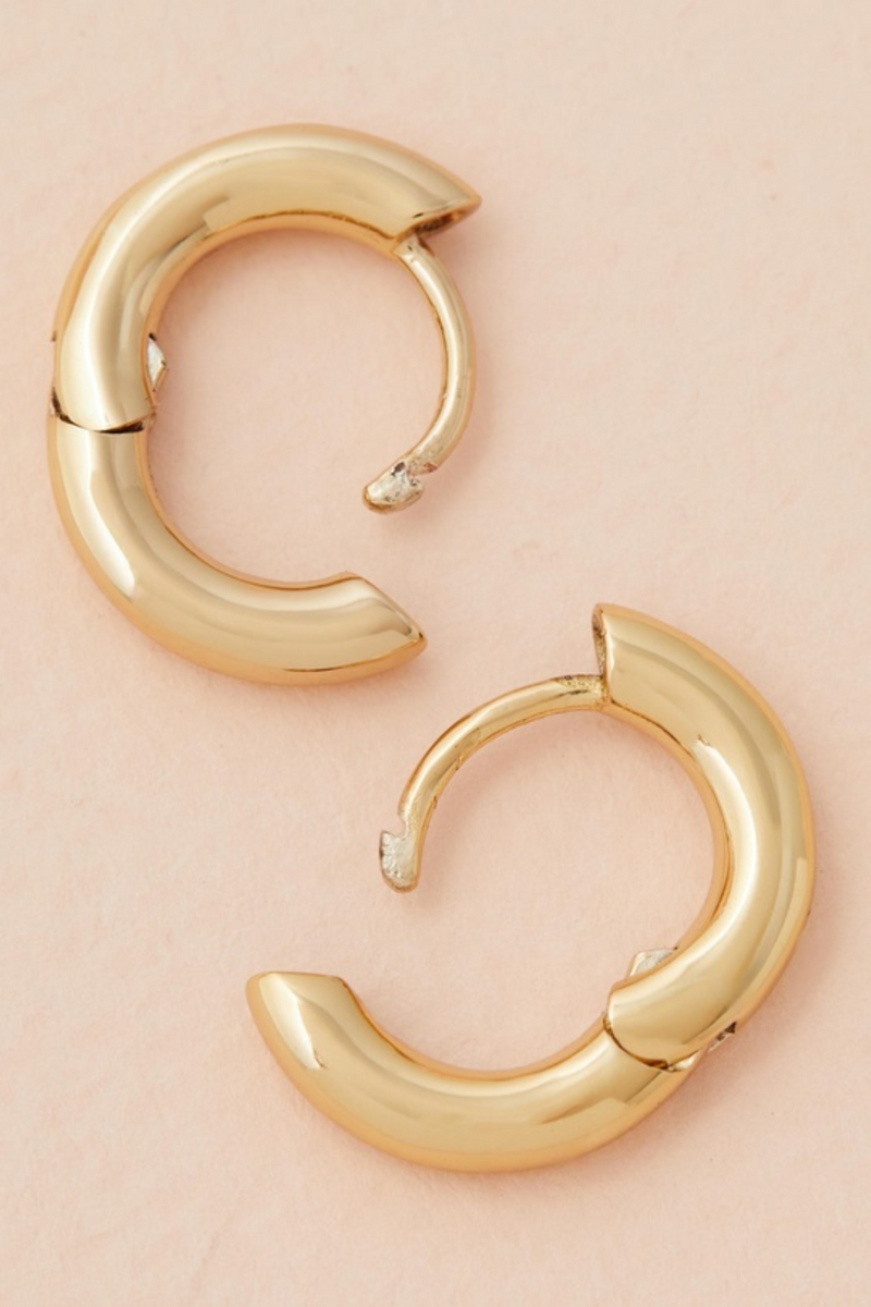 *Hugs & Kisses Huggie Earrings - Gold