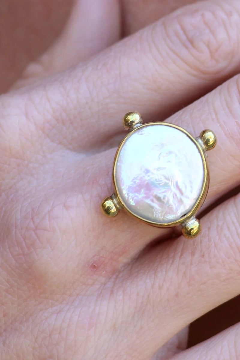 Lost Pearl Gold Ring